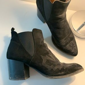 Black Ankle Boots - Cowboy Boot Style